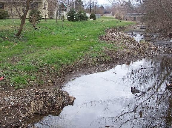 5th image of 1817 E Gayle Dr