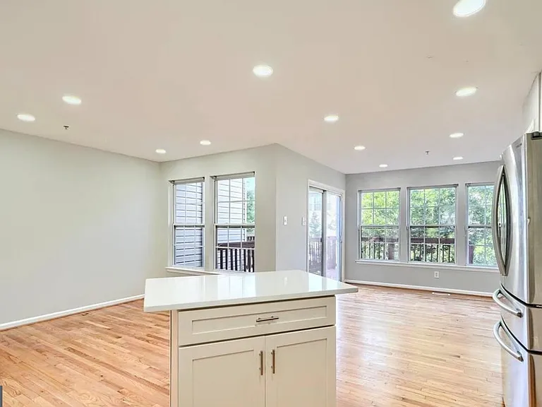 9863 Decatur Rd — Photo 21