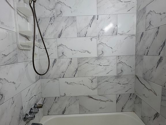 5th image of 37 Carey Ave #19