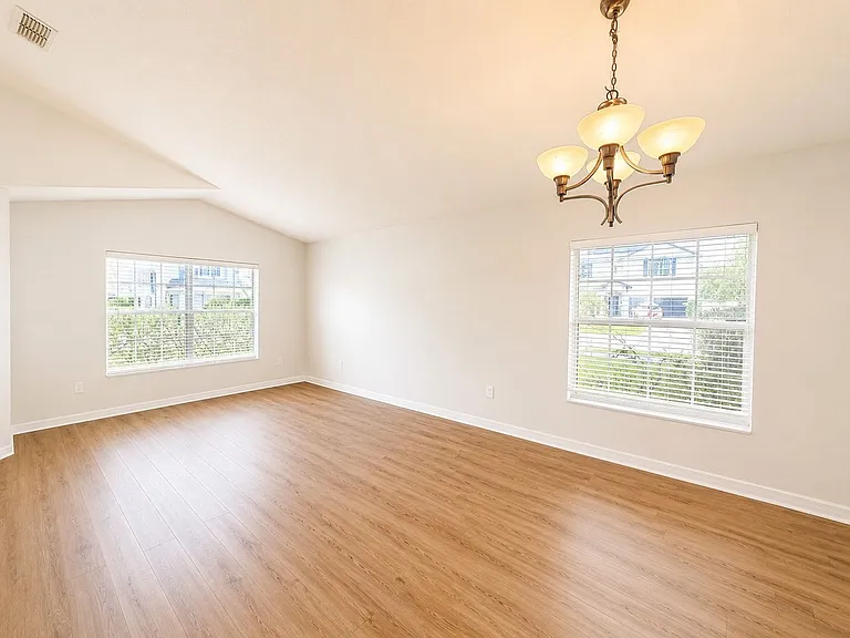 2351 Holly Pine Cir — Photo 4