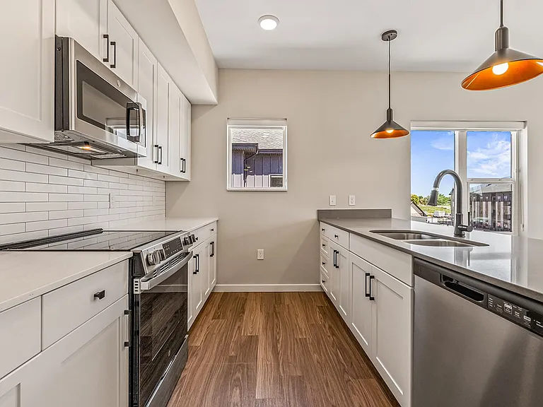 Asher Apartments - LIMITED-TIME OFFER 8 WEEKS FREE! — Photo 169