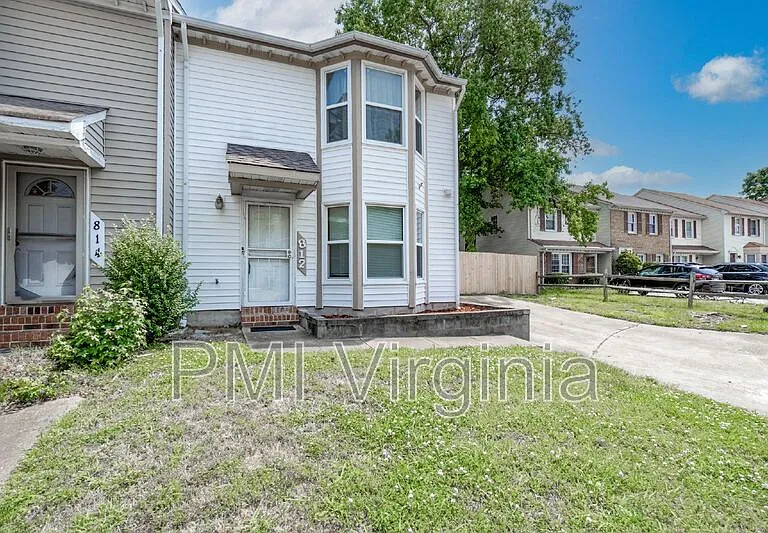812 Tuition Ct — Photo 2