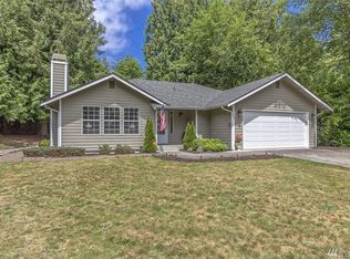 11 Warbler Ln, Port Ludlow, WA 98365