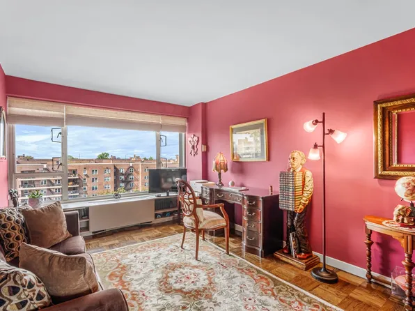 166-25 Powell Cove Boulevard image 29 of 35