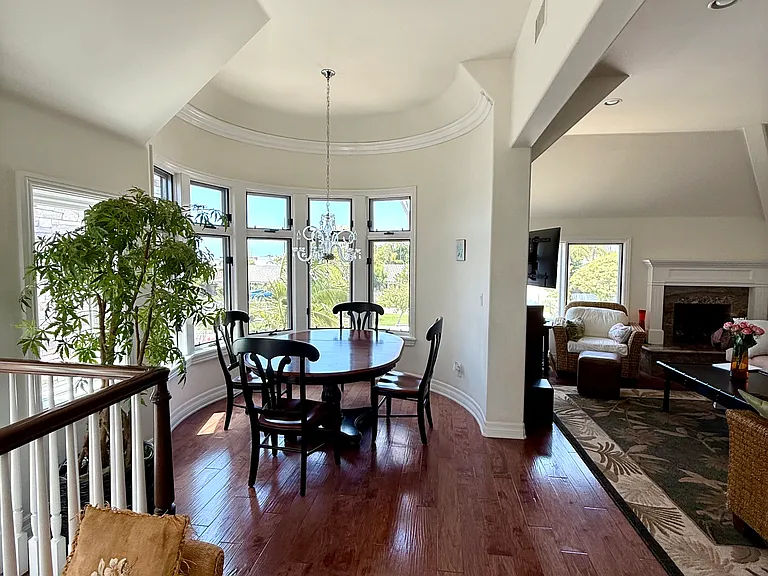 504 Avocado Ave — Photo 24