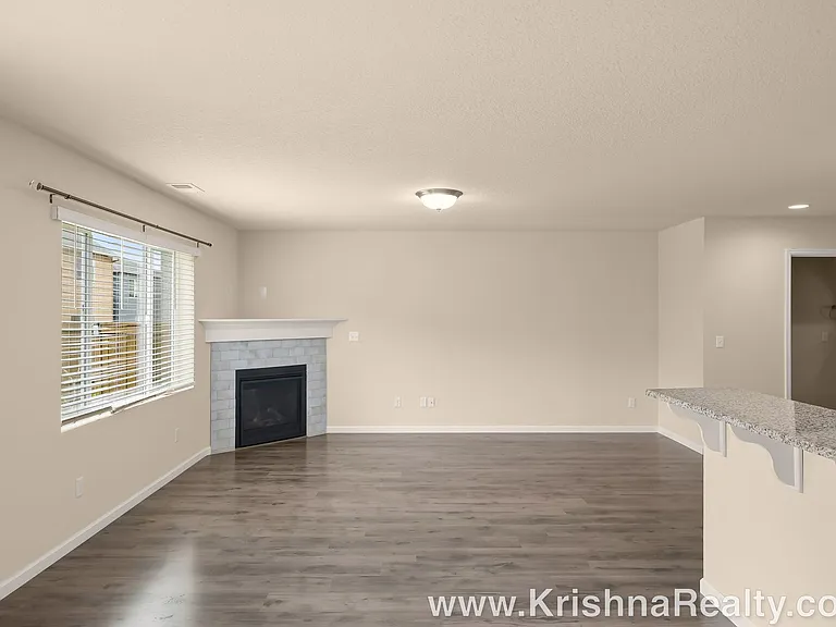 7443 NW 164th Ave — Photo 9