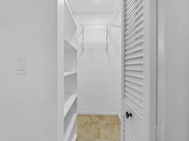 1620 Granfern Ave — Photo 6