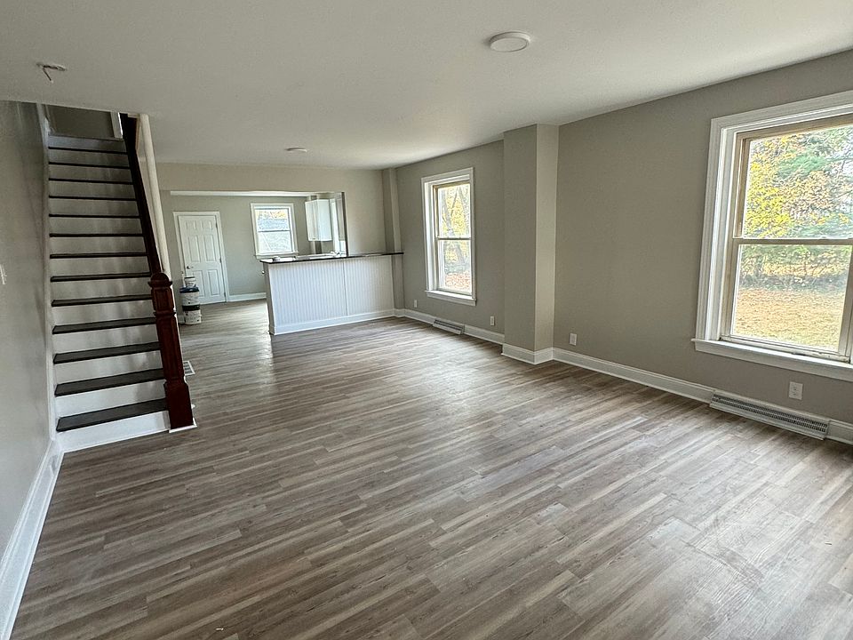 1st image of 426 Jefferson Ave