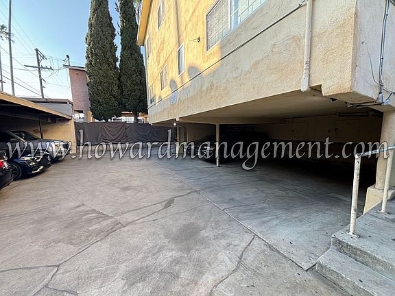 5th image of 1008 N Normandie Ave APT 10