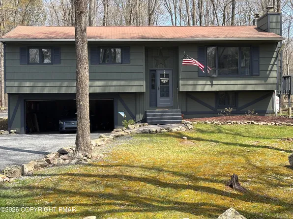 170 Onocop Dr, Pocono Lake, PA 18347