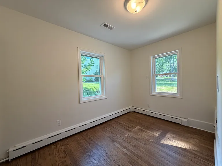 1014 Pecan Dr — Photo 9