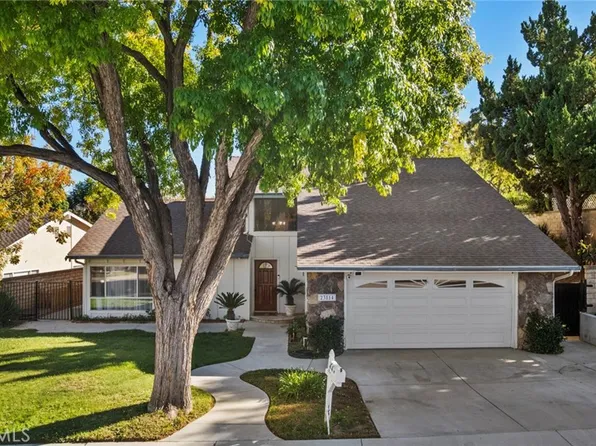 23814 Sarda Rd, Santa Clarita, CA 91355