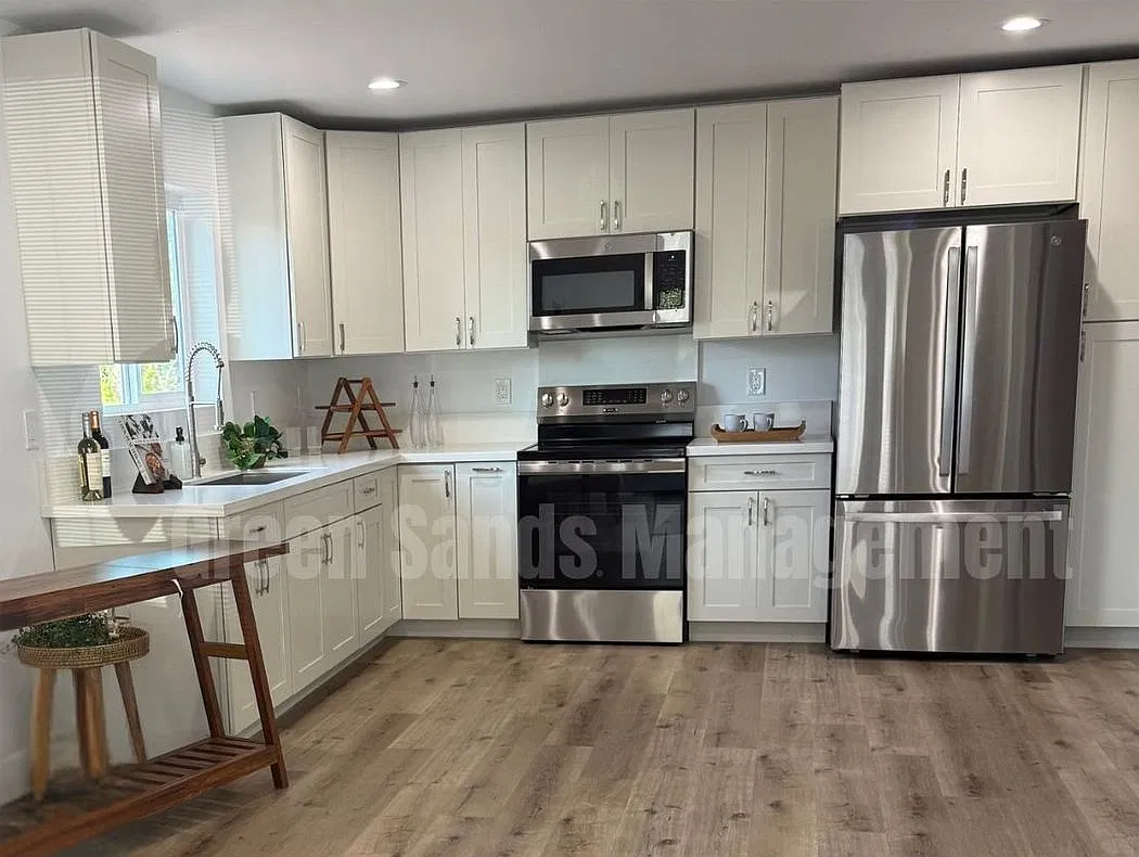 Brand New 4-Bedroom Home In Keaau Pet Friendly! — Photo 2