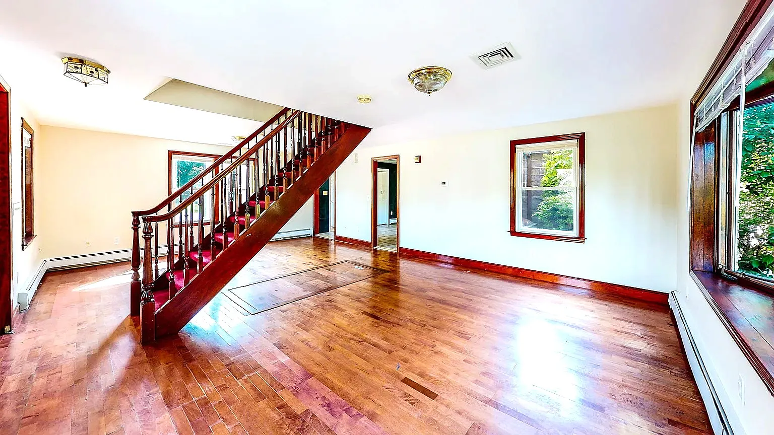 3 bed, 1500 sqft, $3,600 — Photo 4