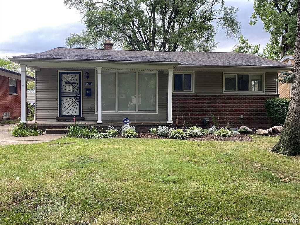 21710 Church St, Oak Park, MI 48237 Zillow
