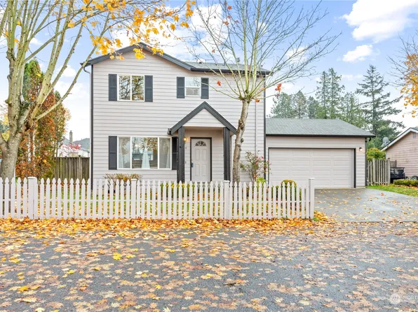 940 E Street, Blaine, WA 98230