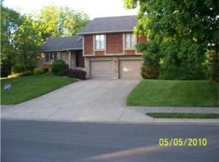 4413 NW Pawnee Dr, Riverside, MO 64150