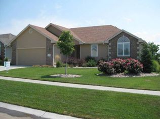 4211 Taneil Dr, Manhattan, KS 66502