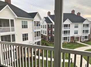 1017 E Summerfield Gln, Ann Arbor, MI 48103