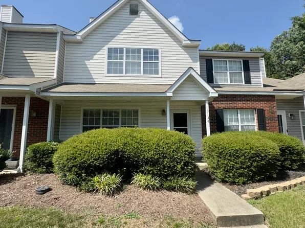 3134 Summercroft Ln, Charlotte, NC 28269