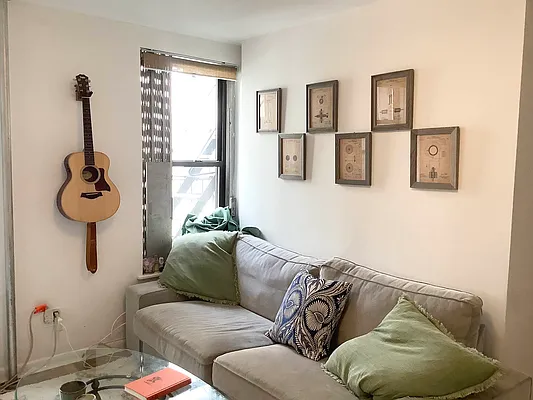 Rented by Corcoran | media 11