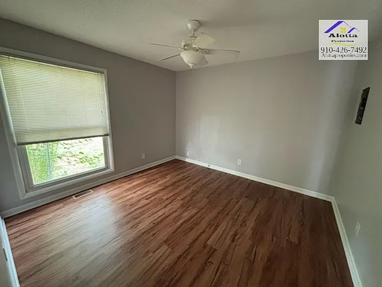 2043 Lakeridge Dr — Photo 9