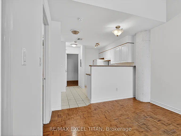 1401 Dupont St #404 — Photo 18
