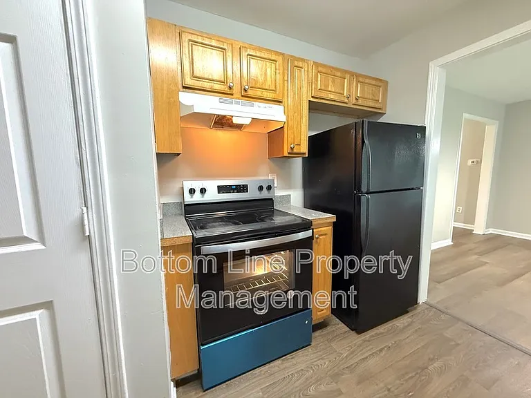 5211 Windy Valley Dr — Photo 5