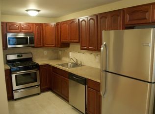 762 Windsor Cir, Folcroft, PA 19032