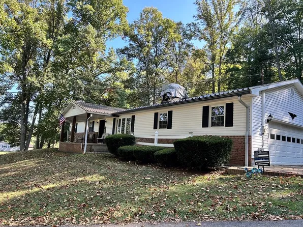 8878 Middle Island Road, Alma, WV 26320