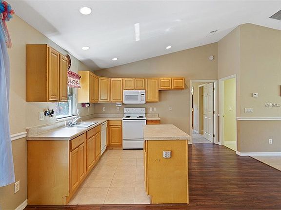 5th image of 6893 Dabarsky Ave