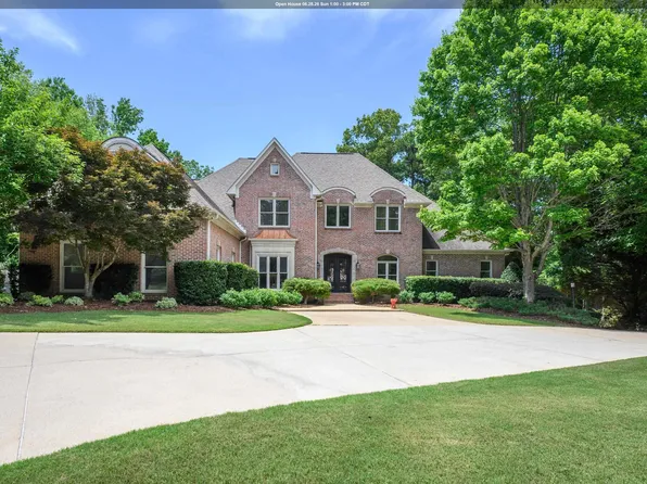 8237 Castlehill Rd, Birmingham, AL 35242