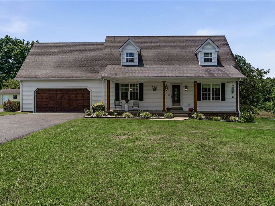 1st image of 213 Danna Dr