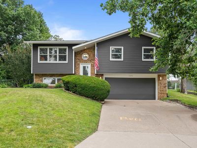 2401 W Dale Ct, Bettendorf, IA, 52722