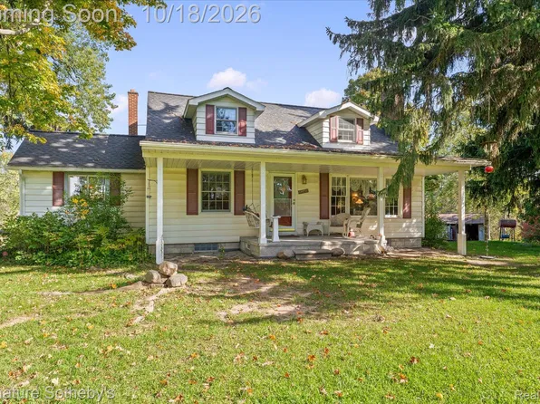 8340 Chubb Rd, Northville, MI 48168