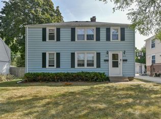3648 S 47th St, Greenfield, WI 53220