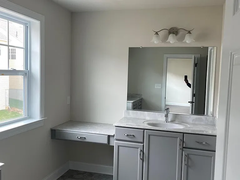 512 Lewis St — Photo 29