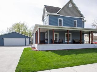 418 6th St, Colo, IA 50056