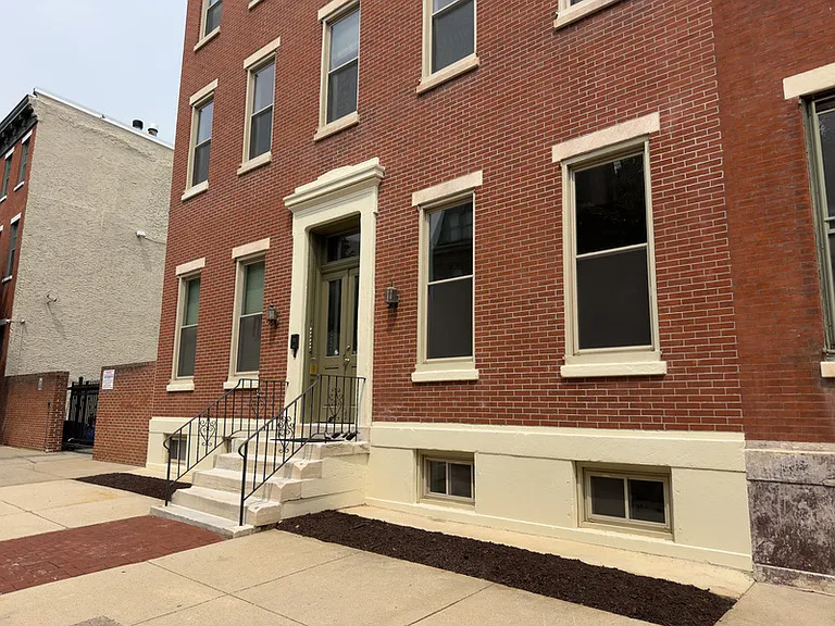 1703 Green St #1 — Photo 26