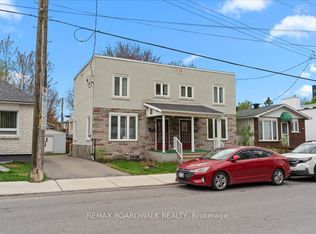204 Jeanne Mance St #206, Ottawa, ON K1L6M2