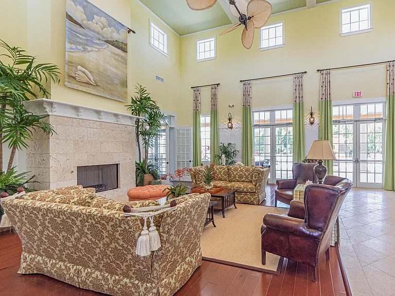 2576 Saint Lucia Cir — Photo 35