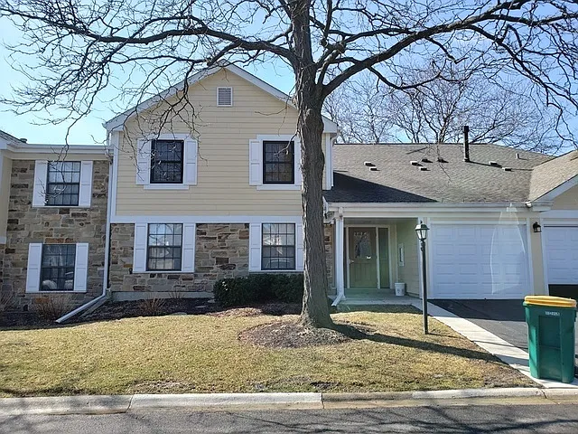 1182 Northbury Ln APT D1 photo 1