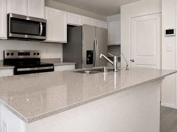 5th image of 6185 Lily Garden St
