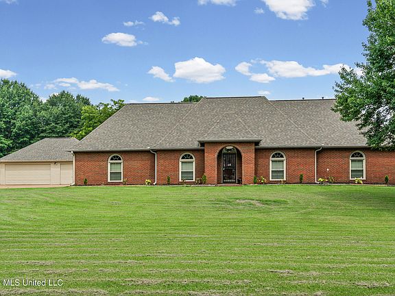 3rd image of 8805 Dove Hill Dr
