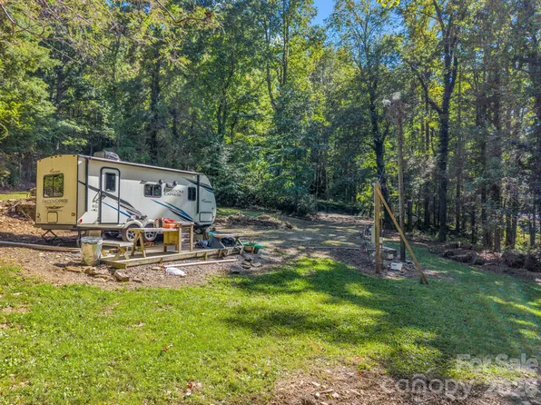 242 Summer Haven Rd, Swannanoa, NC 28778