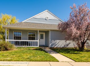 506 Columbine Dr, Rifle, CO 81650