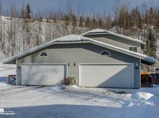 16610 River Heights Loop, Eagle River, AK 99577