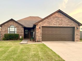 169 Laurel St, Lone Grove, OK 73443