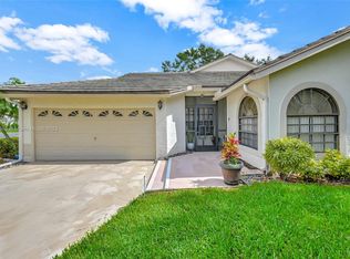 10904 Stafford Cir S, Boynton Beach, FL 33436