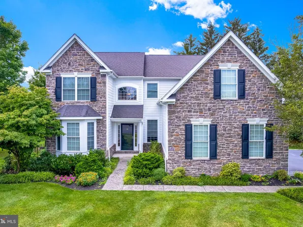 11 Ashwood Ln, Plymouth Meeting, PA 19462